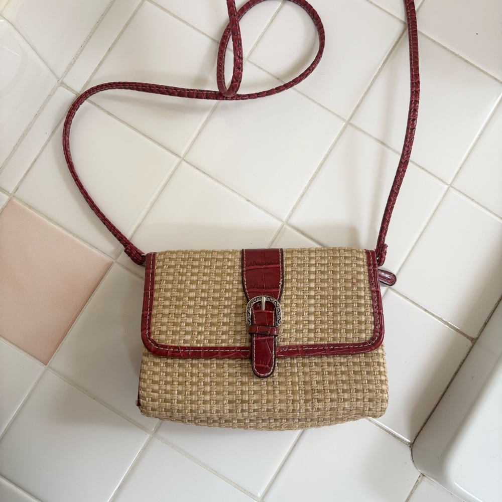 Stylish Tan and Red Woven Crossbody Bag